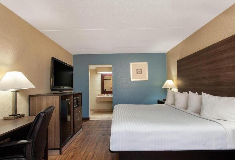 장애인을 위한 킹사이즈 침대 스탠다드 룸, Travelodge By Wyndham Deltona