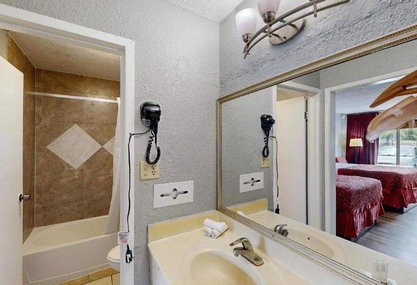 스탠다드 룸 더블 침대 2개, Days Inn By Wyndham Orlando Downtown
