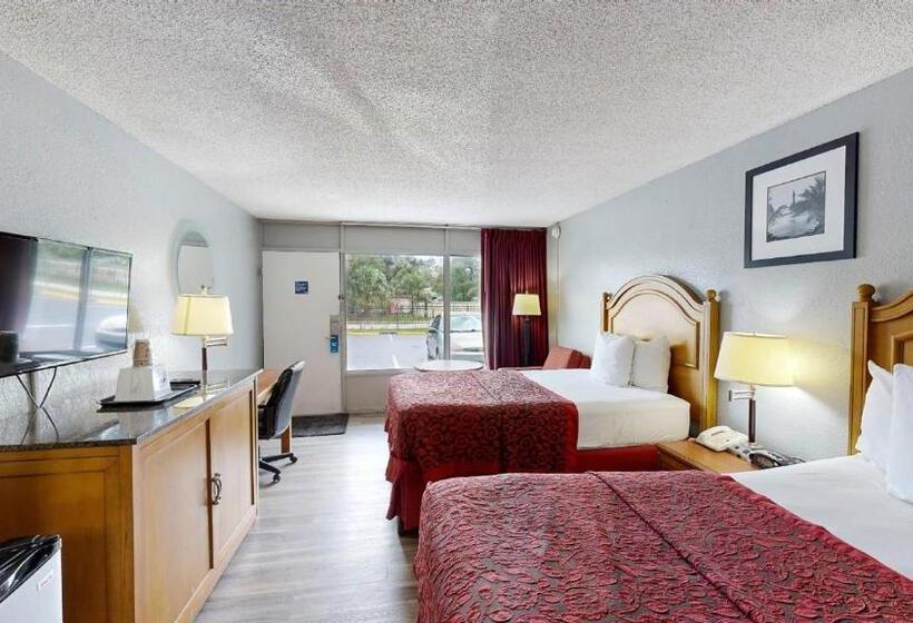 장애인을 위한 스탠다드 룸, Days Inn By Wyndham Orlando Downtown