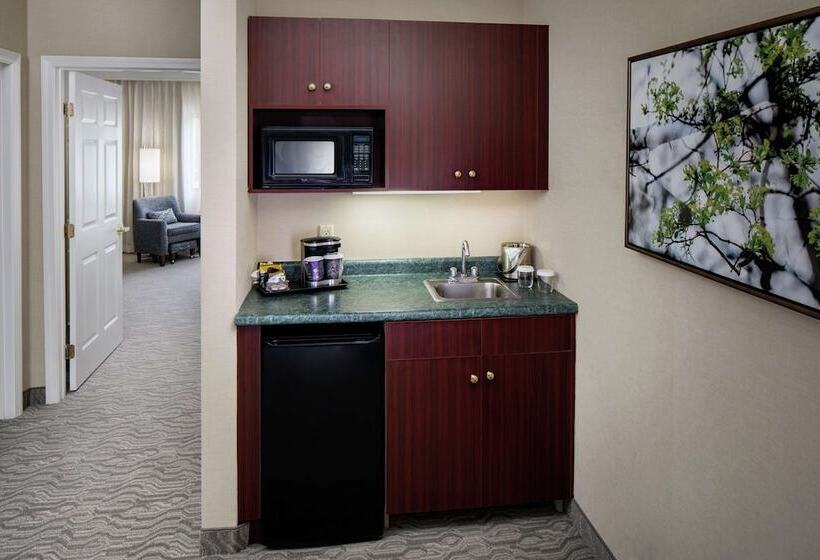 Люкс, Doubletree By Hilton Nashua