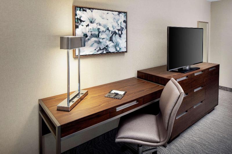 Стандартный Номер Кровать Кинг, Doubletree By Hilton Nashua