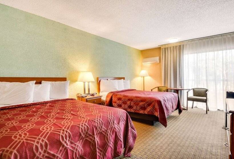 스탠다드 룸 더블 침대 2개, Econo Lodge Busch Gardens