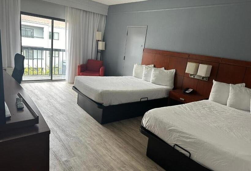 스탠다드 룸 더블 침대 2개, Super 8 By Wyndham Dallas Love Field Airport