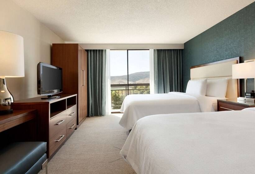 이그제큐티브 룸, Embassy Suites By Hilton San Luis Obispo