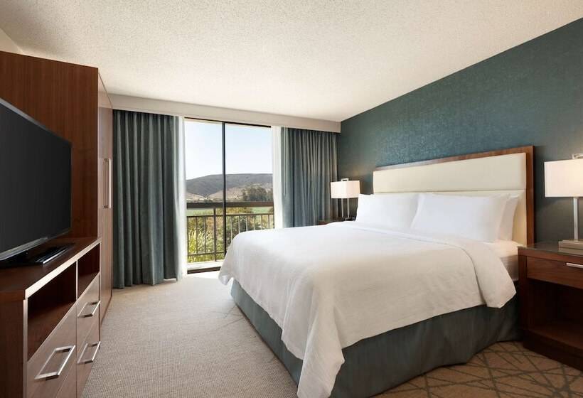 장애인을 위한 스위트, Embassy Suites By Hilton San Luis Obispo