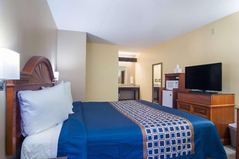 Стандартный Номер Кровать Кинг, Rodeway Inn & Suites Monroevillepittsburgh
