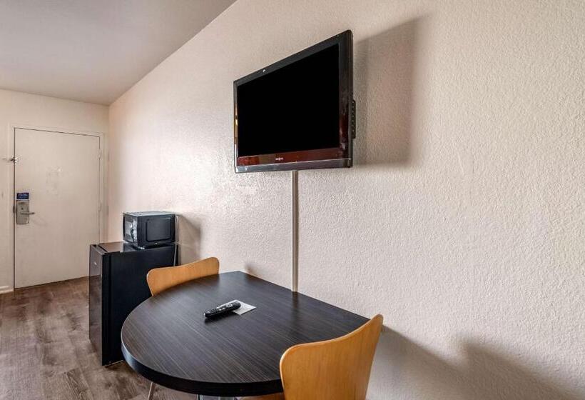 Четырехместный Номер Deluxe, Motel 6 Portsmouth, Va