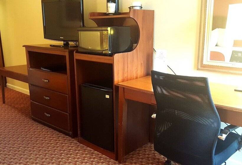 스탠다드 룸 더블 침대 2개, Best Western Hickory