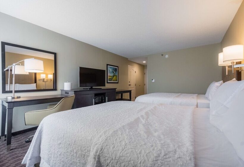 Номер Стандарт 2 Двуспальные Кровати, Hampton Inn Meridian