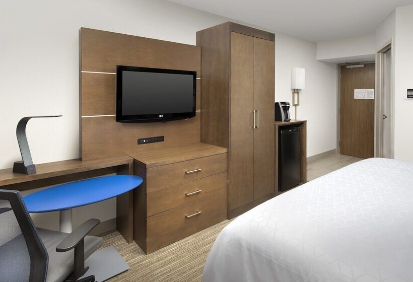 Номер Стандарт Двуспальная Кровать Адаптированный для Инвалидов, Holiday Inn Express Andover North   Lawrence, An Ihg