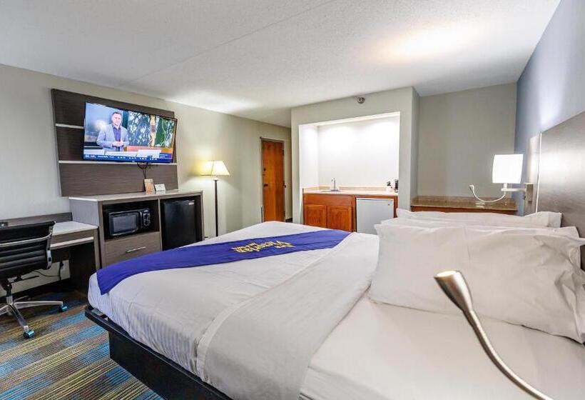 Номер Superior Одноместный, New Victorian Inn & Suites Omaha