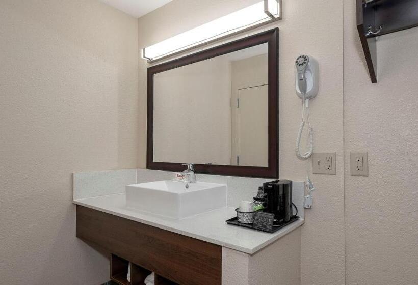 Номер Superior, Red Roof Inn Freehold