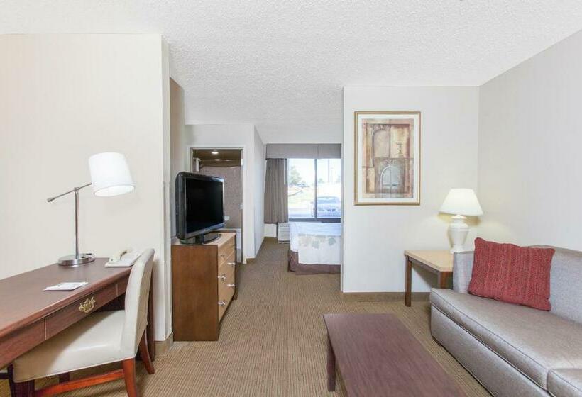 Номер Deluxe Кровать Кинг, Hawthorn Suites Midwest City