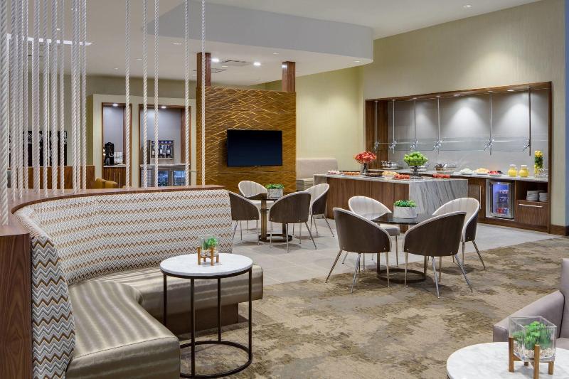 חדר קלאב עם מיטת קינג, San Antonio Marriott Northwest Medical Center