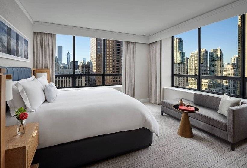 Suite, The Ritzcarlton, Chicago