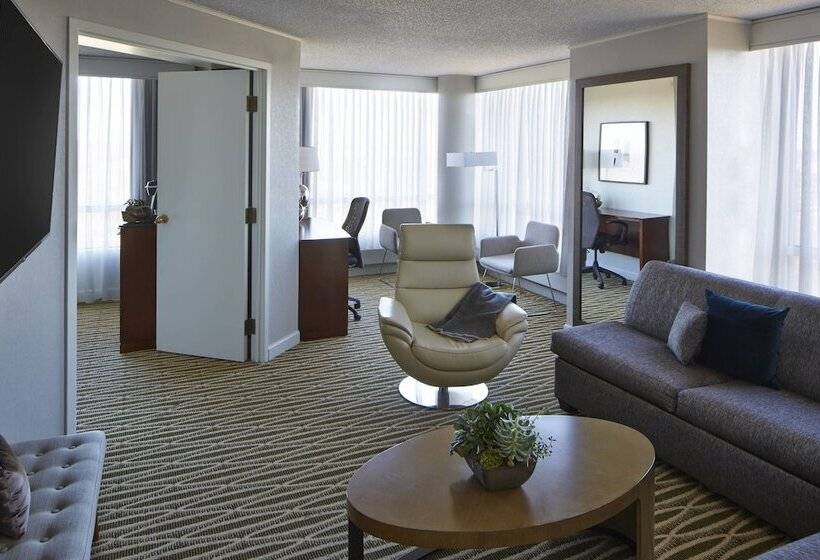 클럽 스위트, Minneapolis Marriott Southwest