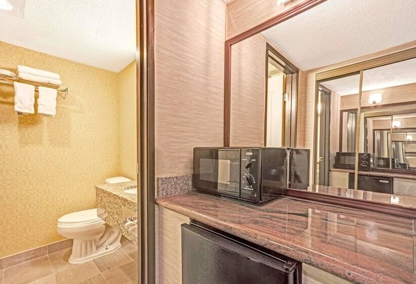 Номер Стандарт 2 Двуспальные Кровати, Baymont By Wyndham Bremerton Wa