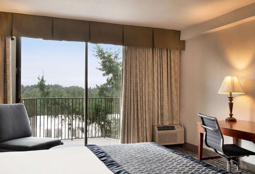 Студия Стандарт Двуспальная Кровать, Baymont By Wyndham Bremerton Wa