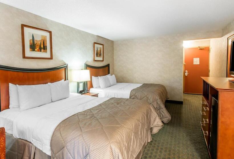Номер Стандарт, Quality Inn And Conference Center Greeley Downtown