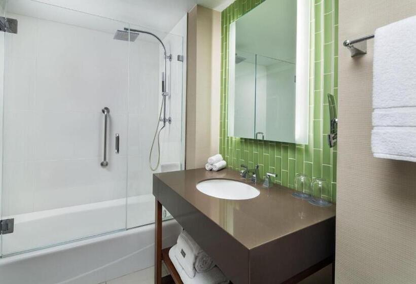 Executive Szoba King Size Bed, The Westin San Diego Gaslamp Quarter