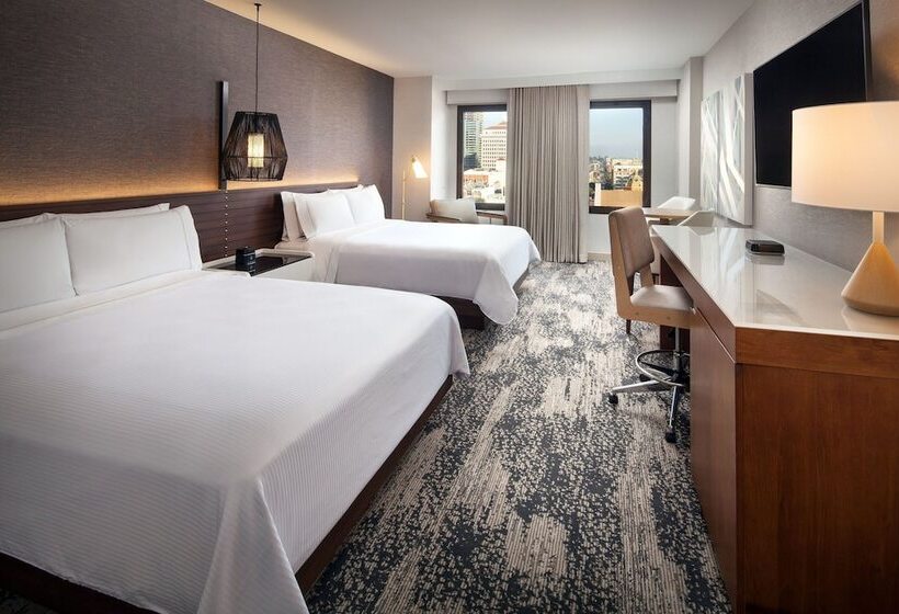 Mozgáskorlátozott Standard Szoba, The Westin San Diego Gaslamp Quarter