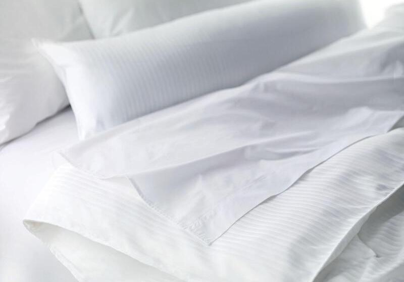 Executive Szoba King Size Bed, The Westin San Diego Gaslamp Quarter