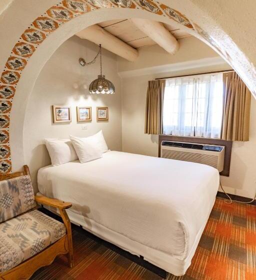 标准间, Sagebrush Inn & Suites