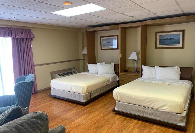Семейный Номер Deluxe, Riveredge Resort