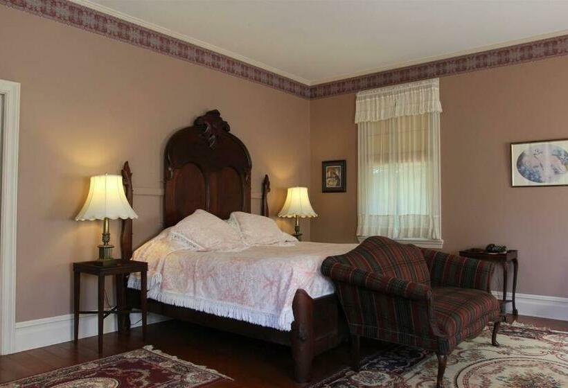 Номер Deluxe Кровать Кинг, Corners Mansion Inn   A Bed And Breakfast