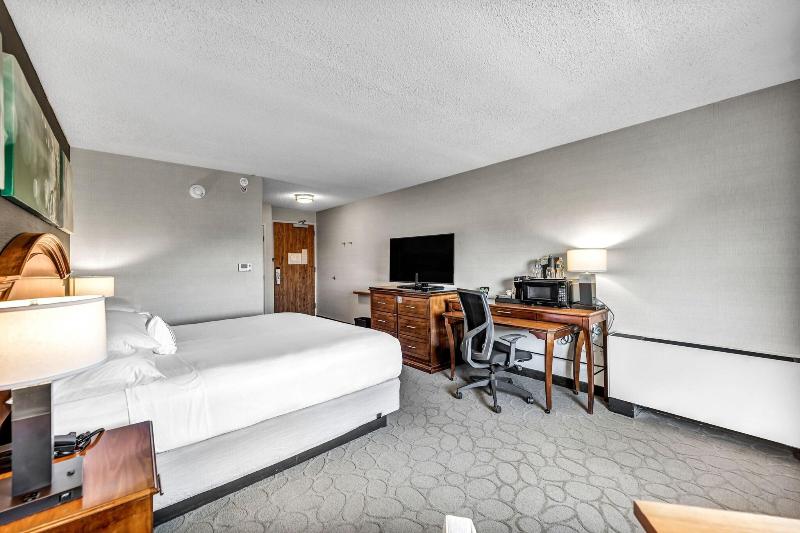 Студио Стандарт Кровать Кинг, Delta Hotels By Marriott Mount Pleasant