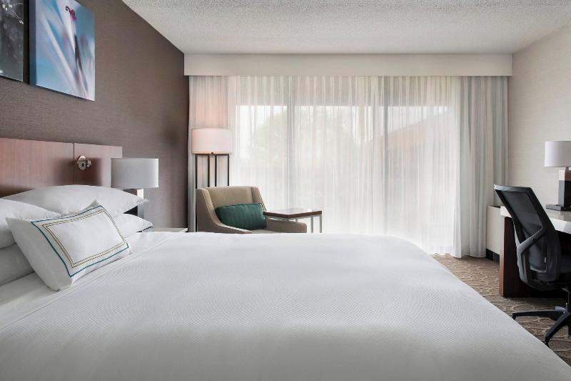 Студия Deluxe, Delta Hotels By Marriott Mount Pleasant