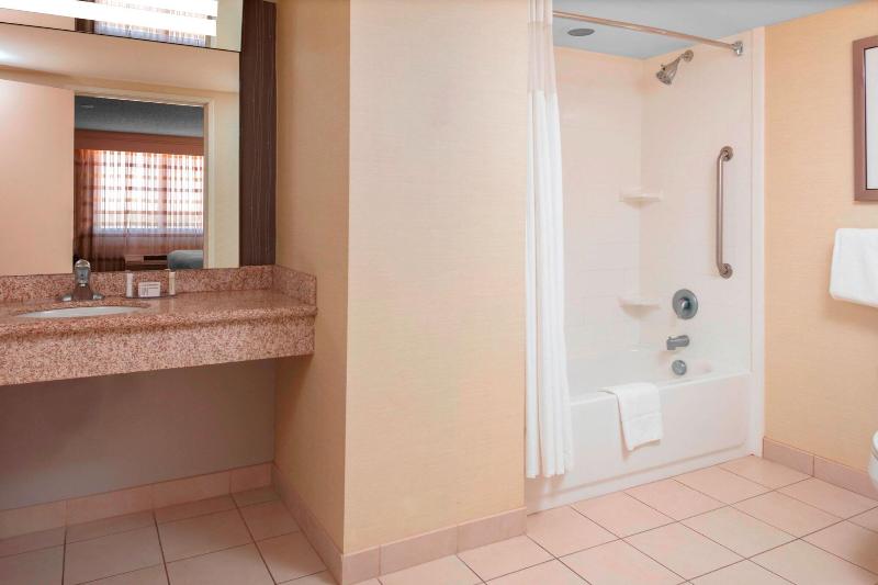 带大床的标准间, Courtyard By Marriott Killeen