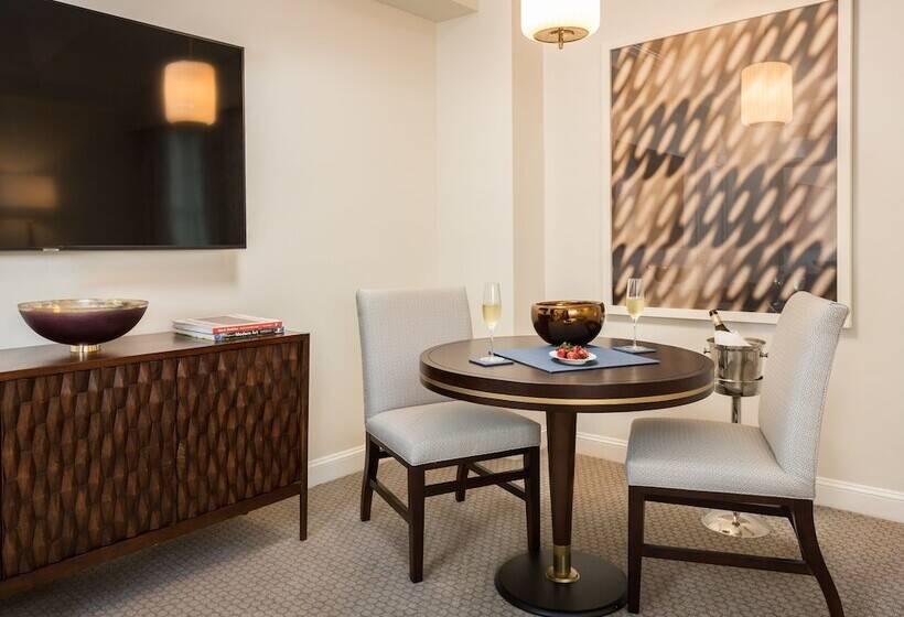Suite, The Lancaster