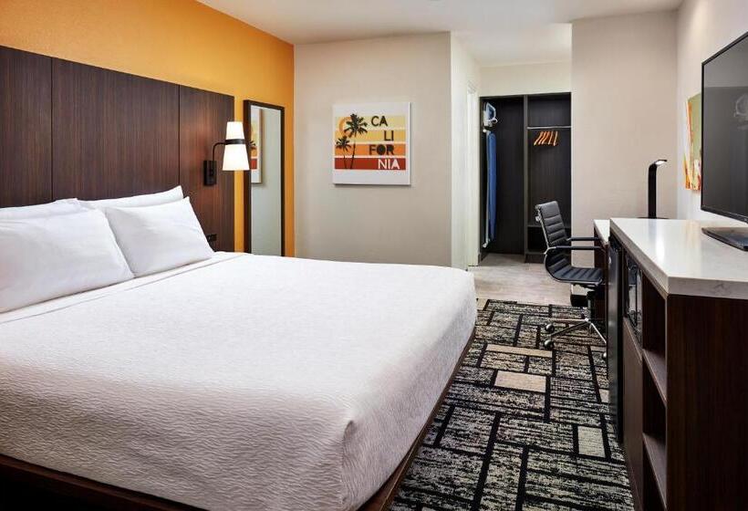 Стандартный Номер Кровать Кинг, Best Western Plus Meridian Inn & Suites, Anaheim Orange