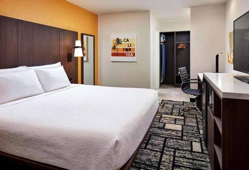 Стандартный Номер Кровать Кинг, Best Western Plus Meridian Inn & Suites, Anaheim Orange
