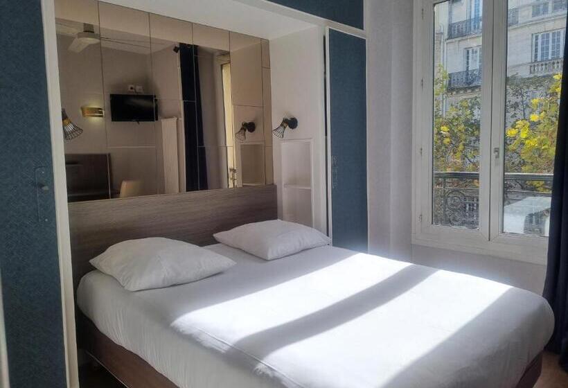اتاق استاندارد با چشمانداز, Eiffel Kensington