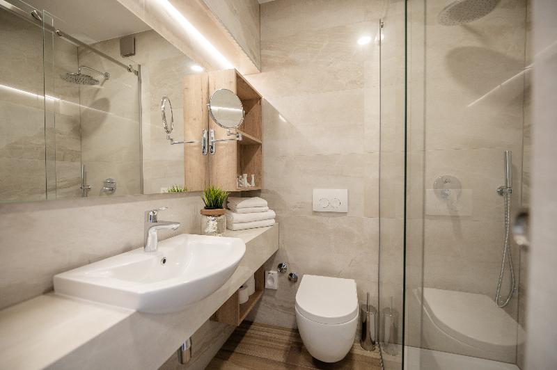 Quarto Estandar, Malin