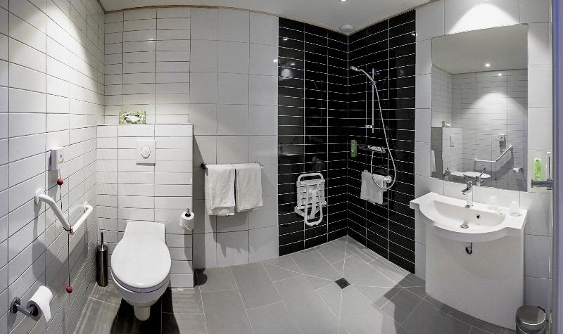 اتاق استاندارد برای معلولان, Holiday Inn Express Lille Centre, An Ihg