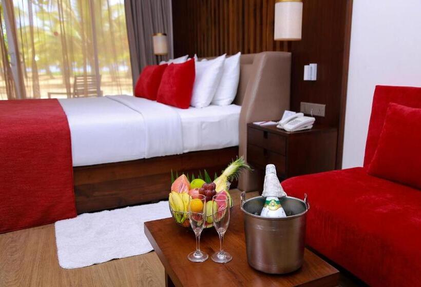 Трехместный Номер Deluxe, Pegasus Reef   A Beach Resort In Colombo