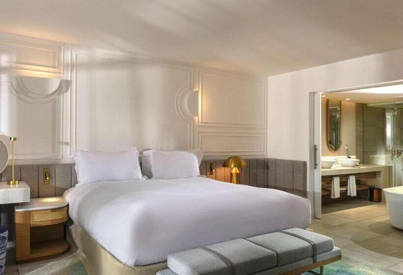 سوییت, Sofitel Mauritius L Imperial Resort & Spa