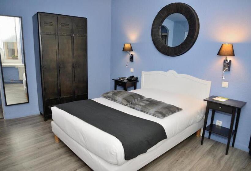 Номер Стандарт Трехместный, Etc...hôtel   Strasbourg Hyper Centre