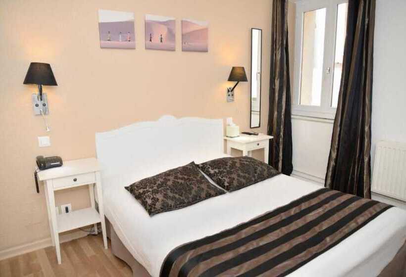 Номер Стандарт, Etc...hôtel   Strasbourg Hyper Centre