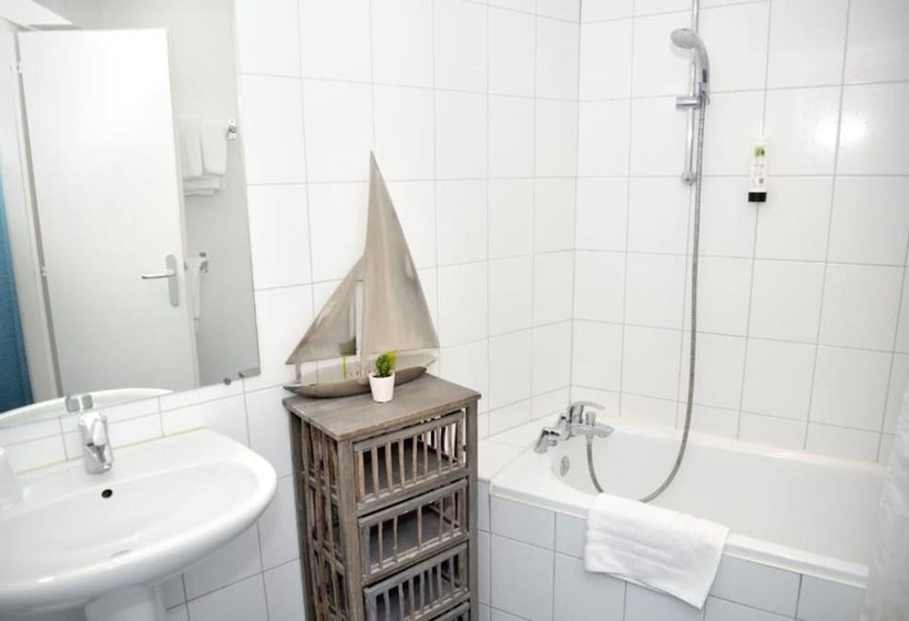 Номер Стандарт Индивидуальный, Etc...hôtel   Strasbourg Hyper Centre