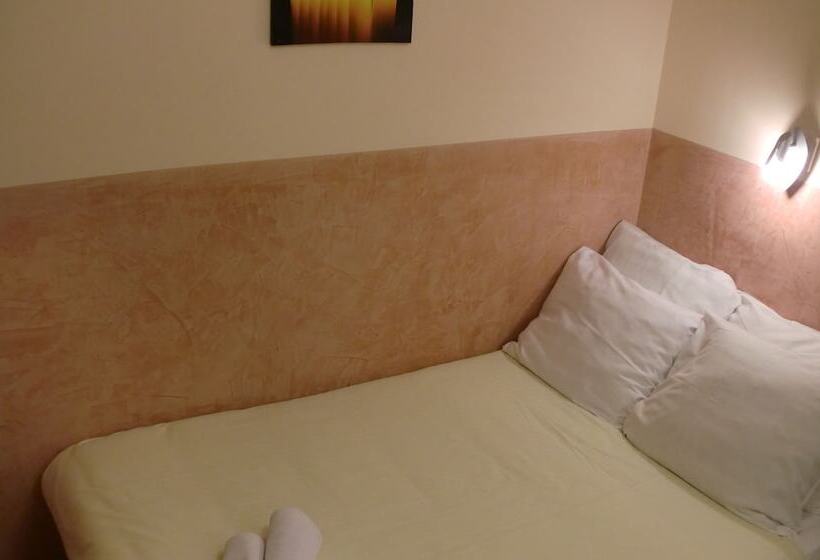 اتاق استاندارد, Budget Hotel Neutraal