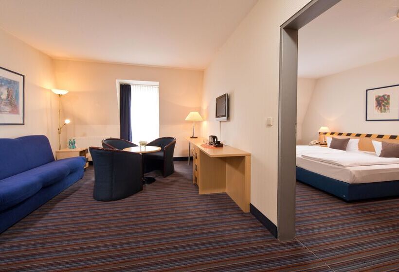 Семейный Номер, Achat Hotel Dresden Elbufer