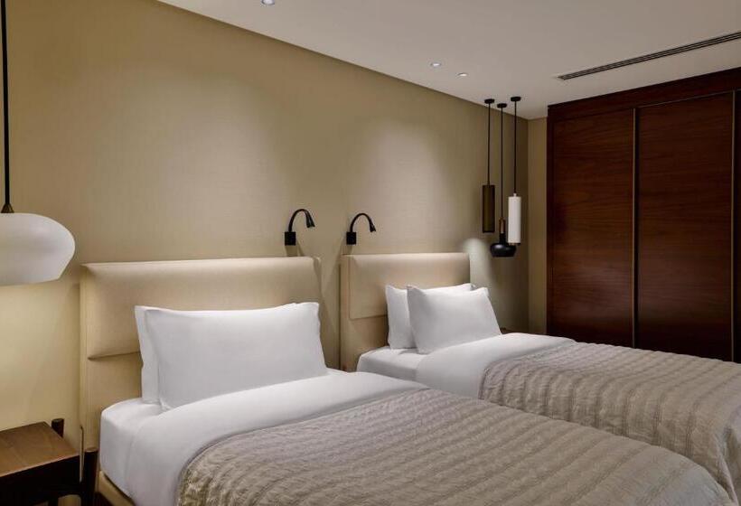 سوئیت رویال, Le Méridien Dubai Hotel & Conference Centre