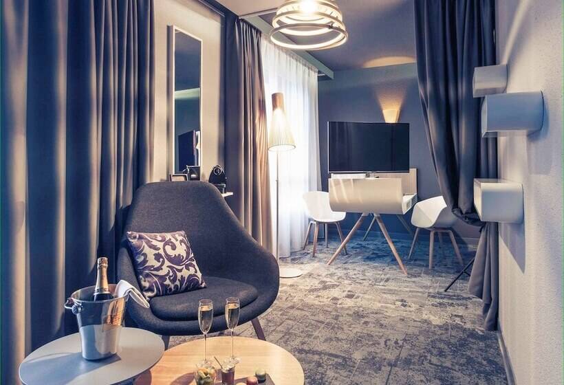 Полулюкс Престиж, Mercure La Roche Sur Yon