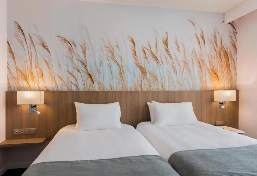 Номер Стандарт Адаптированный для Инвалидов, Holiday Inn Calais Coquelles, An Ihg