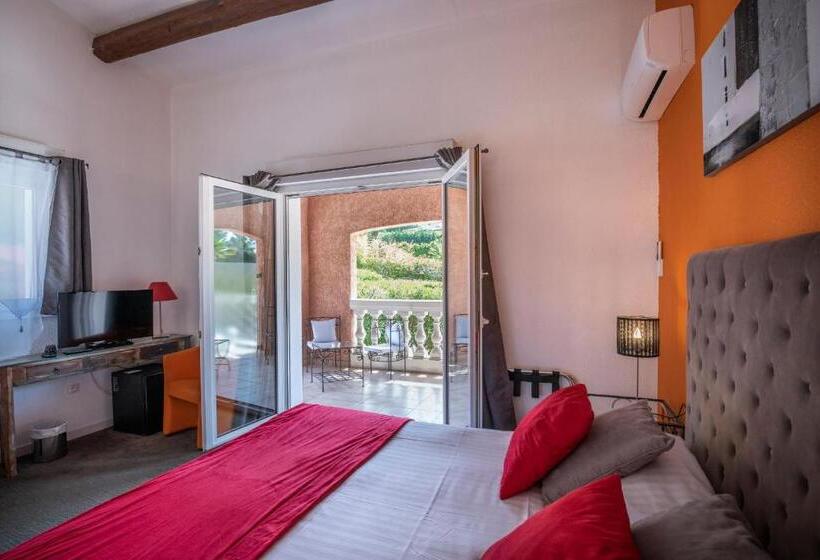 Трехместный Номер Superior, Les Bastides Saint Paul