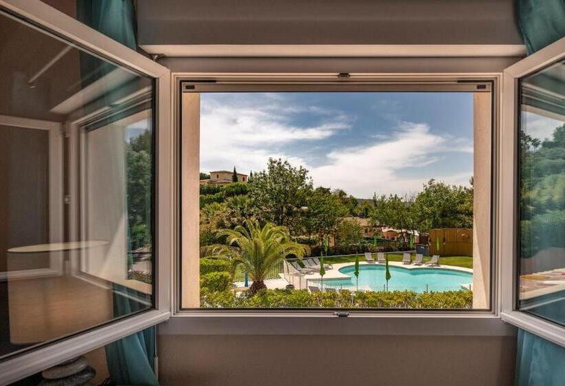 Трехместный Номер Комфорт, Les Bastides Saint Paul